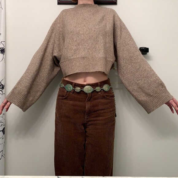 Ultra-soft Korean Cropped Loose Sweater - Picture 3 of 3